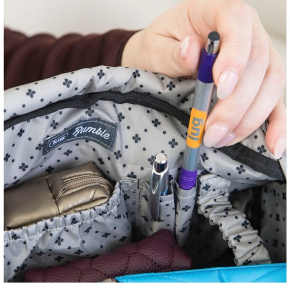 Lug Rumble Satchel - Picture 10 of 11